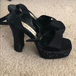 Black Ernesto Esposito 5” heels